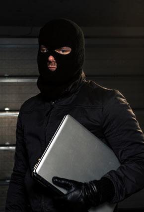 الهجمات الإلكترونيّة العنيفة: أسبابها وسبل ردعها